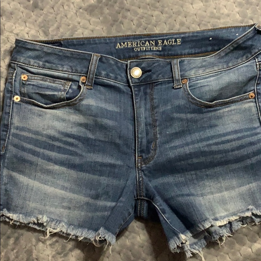 AE midi shorts